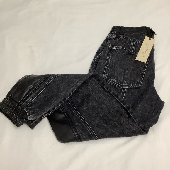 Alice + Olívia Jenny Vegan Leather Combo Jeans size 26 NWT (W629) - Picture 4 of 16